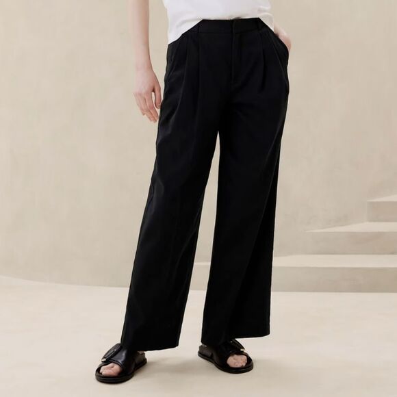 BANANA REPUBLIC Explorer Pleated Pant, Black, Size 14 NWT $80 - Picture 1 of 4